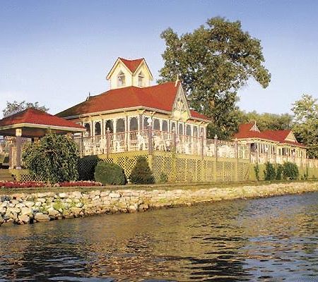 Fern Resort Orillia Luaran gambar