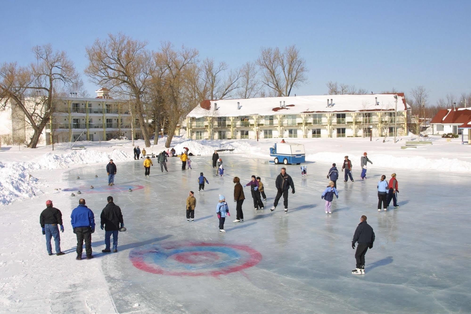 Fern Resort Orillia Luaran gambar