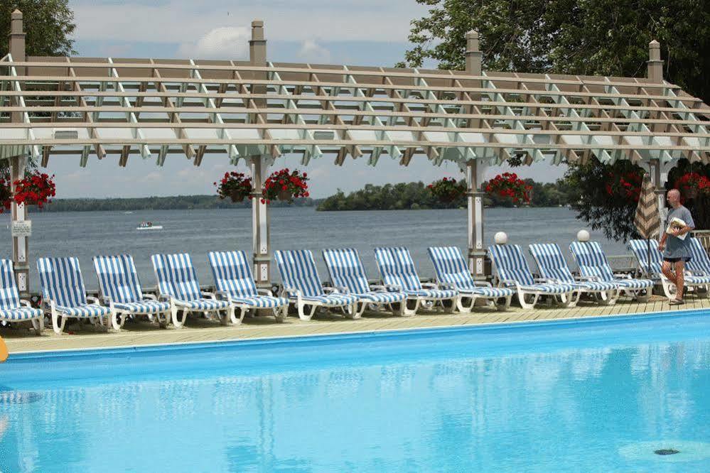Fern Resort Orillia Luaran gambar
